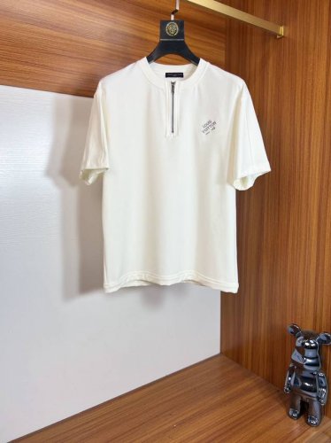 Lv 路易威登 2025春夏新品 三标齐全 短袖T恤 好货不用过多介绍 看细节 专柜码数 M-Xxxl 175 140建议L