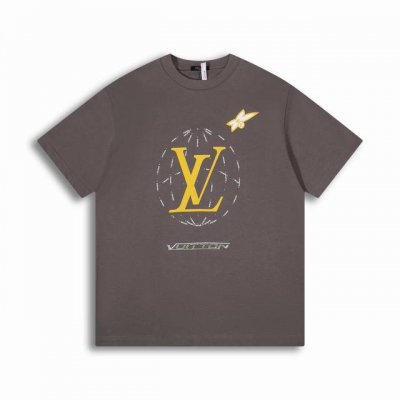正确版高品质 1V驴家2025Ss新款莱恩石装饰烫钻飞机航线棉质短袖T恤 采用面料：15S精棉平纹面料 230G，罗纹：32S双纱螺纹 300G。 本款T恤取材
