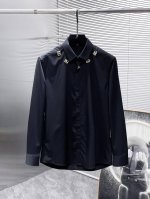 杜嘉班纳 Dg 2025Ss新款长袖 衬衫 衬衣，高端版本！专柜定制面料 透气舒适度高，细节无可挑剔，品牌元素设计理念，体现高品质。手感细腻柔软！呈现休闲裁剪，
