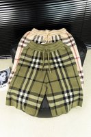 顶级版本-款号W50 巴宝莉Burberry 经典大格纹针织短裤 采用定制针织一体的条纹面料 威化布织法 提花针织工艺 版型紧致立体 4杠拼接 定制裤绳五金质感