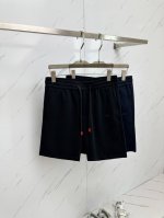 25春夏新款松紧带休闲短裤，专柜定制面料 透气舒适度高，细节无可挑剔，品牌元素刺绣设计理念，体现高品质。手感细腻柔软！呈现休闲裁剪，上身版型超赞！码数：M 4X