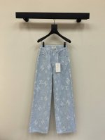 Chanel *重工提花牛仔裤，采用高端定制面料，穿着非常舒适，牛仔版型，包容性好，显瘦百搭。高腰设计，提升气质Sml Aa