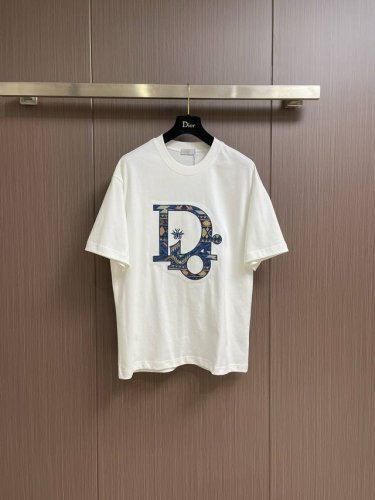 Dior 经典款 280克高密度短袖T恤，Logo标识精密刺绣，男女同款 采用进口定制定染面料上身舒适密度强 后领锁链底全包肩 过水不变形不缩水 尺码：S-Xl