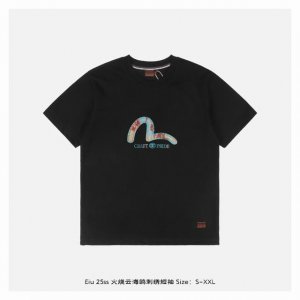 evisu 福神 25Ss 火烧云海鸥刺绣短袖 面料采用230克重精梳棉 定制32支1*1螺纹 成衣两遍水洗处理 面料舒适亲肤无异感 定制定染面料 纺织密度高
