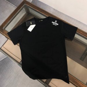 款号：G2168 Fendi 芬迪 2025夏季新款圆领短袖T恤！ - 260G双纱纯棉顶级面料 手感柔软 百分百纯棉独家出货 定染硫化黑无尘处理面料 -面料：