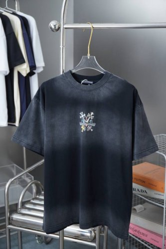 ch*Ome Hearte 25Ss早春新款 克罗心Logo印花短袖 轻奢主义 男女日常通勤穿搭必备单品 正确版本 欢迎对比 详细特征 320克100% 纯棉双