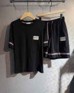 Moncler 蒙口 高端定制套装 节约时间免去搭配烦恼2025春夏新款首发专柜最新款短袖短裤休闲套装 高端订制 设计前卫时尚 品牌Logo重工艺设计I5 高端
