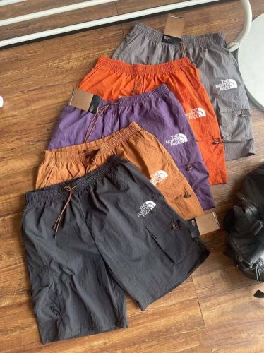 专柜质量 稳定货足 主推 品牌 : 北面 款号 : Xm-2559短裤 尺码 : L-5Xl 颜色 : 黑色 灰色 紫色 橙色 咖啡色 面料 : 锦纶 即转即卖