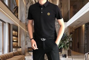 v*Rsace 范思哲2025春夏新款原单男士翻领短袖Polo衫T恤 爆款 简洁时尚百搭 高端品质 无缝包边 胸前烫印美杜莎Logo图案设计 定制进口双股丝光珠