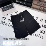Kailas凯乐石 Kailas T10-X软壳短裤 -面料：采用原版一比一定织定染Cordura高密度尼龙面料。 -辅料：原版拆解开发，一比一定制的小标，领标