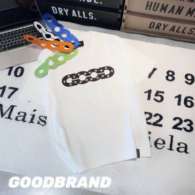 goodbrand 25Ss彩色烫钻印花短袖 男女同款 -面料：采用原版一比一定织定染280G双股B1134双纱纯棉面料。 -辅料：原版拆解开发，一比一定制的小