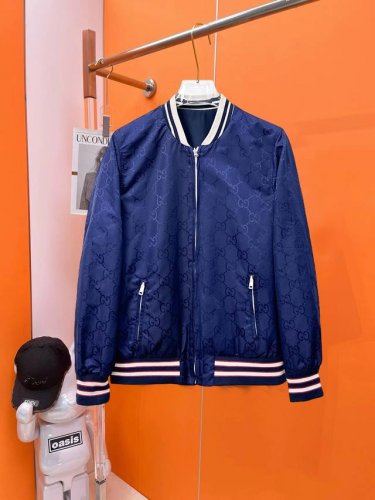 古奇 双面穿，2025开春新款夹克外套，秀场新品品相非常完美，舒适保暖，三标齐全色泽饱满诱人，非常出彩的设计，轻松将时髦感进阶，做工极为考究严谨，走线工整细致！