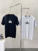 Alo Yogo独家专供新款原单男士休闲短袖 高端定制 高端版本 时尚百搭爆款进口面料 手感超柔软细腻 穿着亲肤舒适 高端精品 代工厂p精细做工 上身非常赞 男