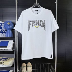 191 当天到货 现货现配 Fendi 芬迪 双Ff蛇纹拼布刺绣短袖T恤 独家首发高定 面料采用260克重双纱精梳棉，定制32支双股螺纹，成衣两遍水洗处理，面料