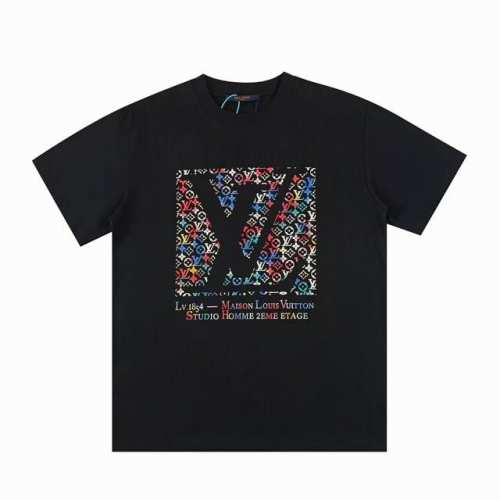 p80#V034 Louis Vuitton 路易威登 官网走秀款 胸前彩花印花圆领短袖T恤 时尚又个性 超级百搭好看的一款 男女同款 人手必备 吊牌 领标 水
