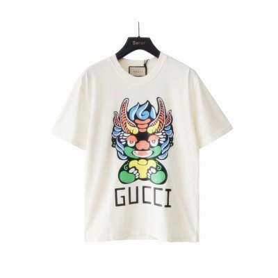 实拍细节图+尺码表 Gucci 古驰 24Ss龙年限定Logo短袖T桖 官网同步，专柜纯棉面料！贴肤舒适，耐看又好穿，经典简约Logo设计，原厂工艺一丝不苟，定