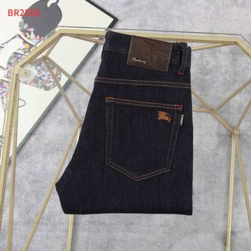 Burberry 款号：2503 Size：30到42码