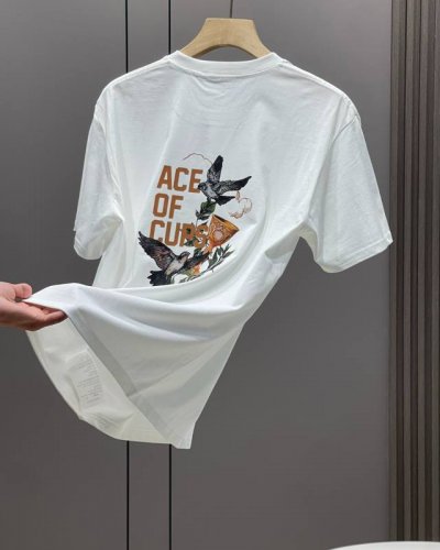 fila 斐乐花鸟系列夏季新款宽松情侣款短袖T恤 款号：C152 颜色: 黑色 白色 细节版本一比一复刻 重磅专柜最新款！走一波！绝对私房牛货！ 原厂面料采用2