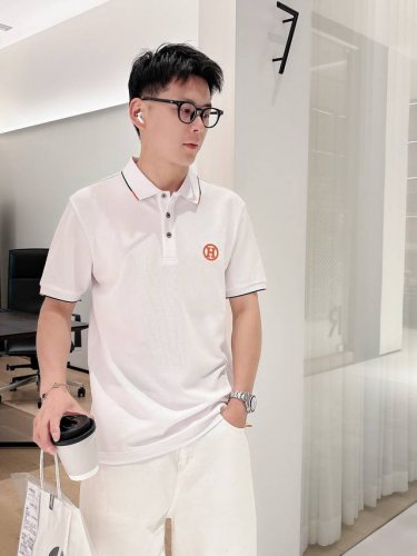 爱仕 2025Ss夏季新款 Logo男士翻领polo衫！经典商务男款，高端男装的天花板级别的商务男款！简约时尚大气不失优雅，单穿内搭体面过人，品质控 细节控的闭
