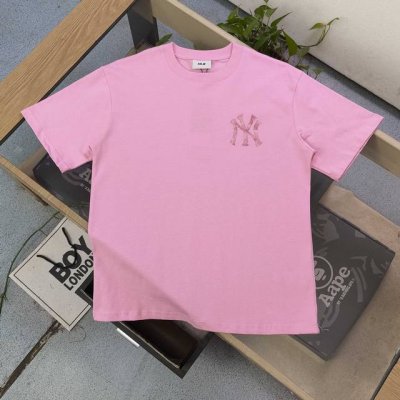 款号 Yy962 高版本 2025新款Mlb洋基队Ny限定炸街图案Logo字母印花休闲情侣短袖T恤 选用了260克双纱爽滑棉面料制作而成 精细的做工和清晰的纹路