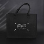 maison Margiela马吉拉Mm6 比利时限定托特包 采用 Ghm进口毛毡 一体烧毛工艺 整包重量仅300G 解放肩膀和双手 印花菲林板刮了4次 与整体