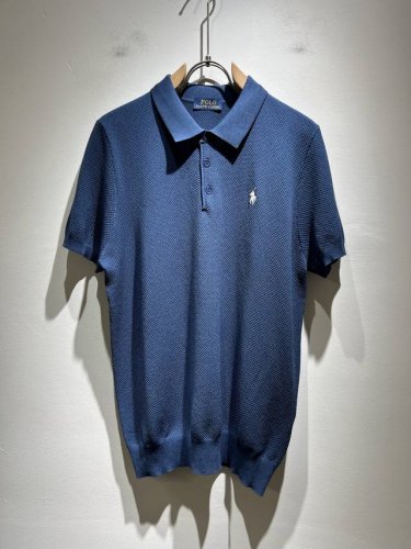 保罗Polosport 2025春夏新款针织翻领短袖T恤，简约纯色时尚款不乏有许多设计大咖们都对于纯色都有着难以割舍的情怀。这是一种对于传统的致敬，也是一种对于