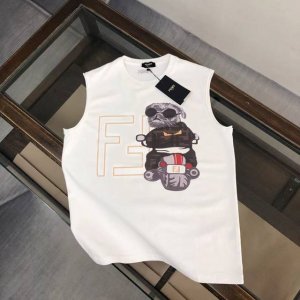 Fendi芬迪 夏季时尚休闲短袖背心 专柜同步胸前奢华顶级品牌装饰图案字母Logo设计 档次极高 定制原版辅料 独特设计 舒适透气 基础色颜色搭经典完美演绎欧洲