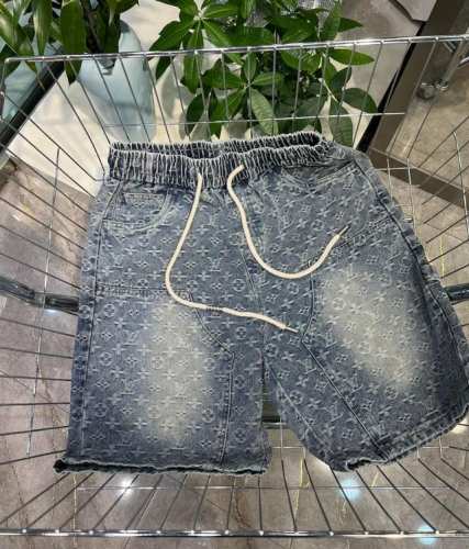 Lv 新款牛仔短裤 码数：M-3Xl
