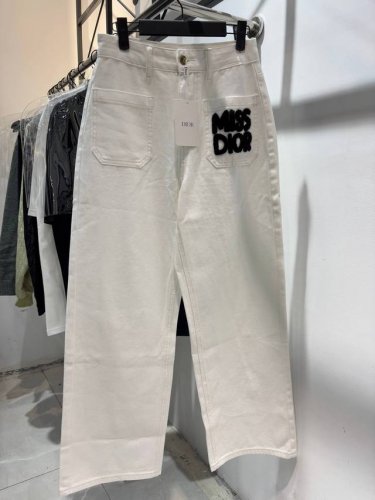 款号：Zmr15# 2025Ss迪奥Dior Miss刺绣白色牛仔直筒裤男女款 重磅推荐Dior牛仔裤 复合面料质感好 舒适不紧绷穿着舒适无束缚感，显高显瘦巨好