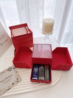 玫瑰花专柜口红礼盒 配手提袋 打包盒情人节高端礼物套装送打包盒 永生花礼盒 专柜Dior999、专柜香奈儿按压58#、专柜Tf16 每个色都非常的显白，而且每一