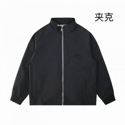 新款上新 Burberry巴宝莉24新款战马骑士徽标夹克外套 这款真是百看不厌 经典永不过时 入手绝不后悔 黑色耐脏 无性别穿搭 堪比一件艺术品 直接拉满 颜色