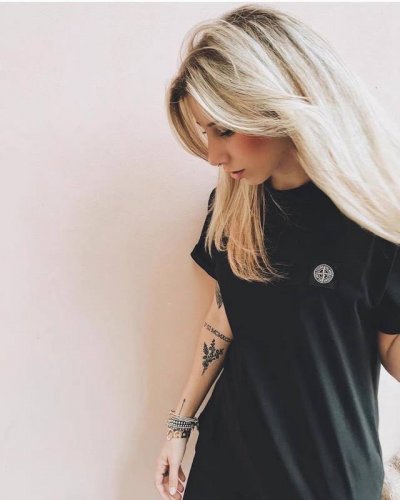 stone Island石头岛方标刺绣棉质短袖T恤 定制主标 辅料 水洗齐全 甄选240克32支紧密纺双纱纯棉面料 质感厚实但是透气性良好 定制原版一致刺绣品牌