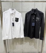lv驴家 25春夏新款秋冬款 老花字母勋章金属logo拼接 高品质长袖衬衫 码数：M-3XL