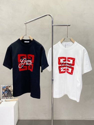 givenchy纪梵希独家专供新款原单男士休闲短袖 高端定制 高版本 时尚百搭爆款进口面料 手感超柔软细腻 穿着亲肤舒适 高端精品 代工厂P精细做工 上身非常赞