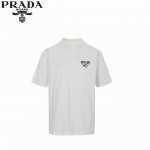 本地自取: 160 prada/普拉达 25Ss 手工绘画喷墨短袖T恤 采用260G棉质布料40支双纱面料，纺织密度高，垂感佳，不易变形。 厚织感加上紧密纺纱工
