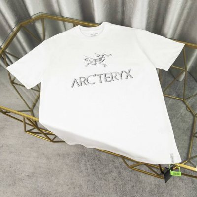 Ayc Teryx 始祖鸟] 2025Fw短袖T恤 前面小鸟字母Logo高级印花 高端32S双纱280克面料 重磅面料 定制拉架罗纹同缸同染 三标齐全 男女同款
