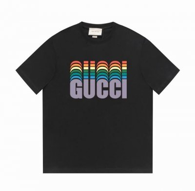 gucci古驰24Ss夏季系列 G家经典系列彩虹重叠字母T恤 -采用双纱纯棉250G 面料颜色定制定染 不缩水不退色 手感舒服 质感超强全套辅料.潮男潮女必备经