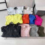 10色高版本平铺图 始祖鸟Arc‘Teryx Beta Lt Gore-Tex 男女情侣款硬壳冲锋衣 机能风拉链夹克 Betalt夹克设计简洁而通用，可提供高山
