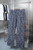 高版本 L V路易 25Ss早春新品 明星同款蛇纹提花格纹牛仔裤 Vuitton蛇纹图案牛仔裤，直接被它拿捏住！ 它的蛇纹图案设计超有特色，既不是那种张扬得扎眼