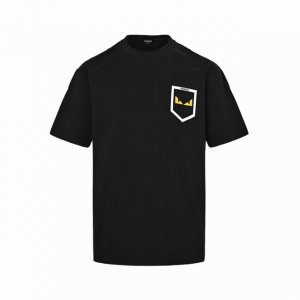 本地自取：160 fendi/芬迪 25Ss 胶皮口袋眼睛短袖 采用260克精梳棉面料，全棉螺纹，面料洗水，手感柔软，透气舒适。胸口假口袋压胶印花工艺，男女同款