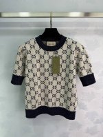 1:1版本 Gucc*2025新款双G金丝线工艺圆领超级轻奢短袖出货 S M L码。 P240