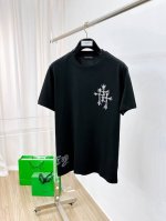 克罗心 2025早春手绘新款男女同款短袖T恤，！定制专属纯棉面料，定制原版工艺螺纹，胸前重工字母Logo工艺设计！简约大方，从容百搭，档次极高，完美融入时尚还有