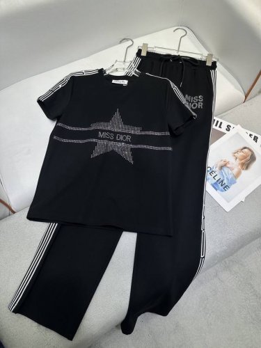 dio* 25Ss新款T恤阔腿裤套装 五角星图案烫钻装饰 版型超正 两色三码 Sml