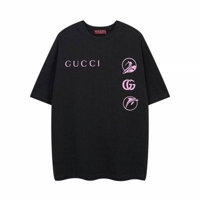 全年有货不下架 #Gucci古驰#2025早春系列，冲浪元素印花图案，官方原版,定制32支双纱纯棉面料，克重260G，手感松软细腻又比一般棉布料扎实，舒适透气不
