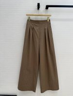 独家首发Her*25S早春新品，橡筋高腰褶裥棉质西裤老钱慵懒通勤随性的高级单品。廓形甩腿裤型梨形身材的穿搭天菜！定制暗纹提花细节满满低调奢华。做工品质看细节，两