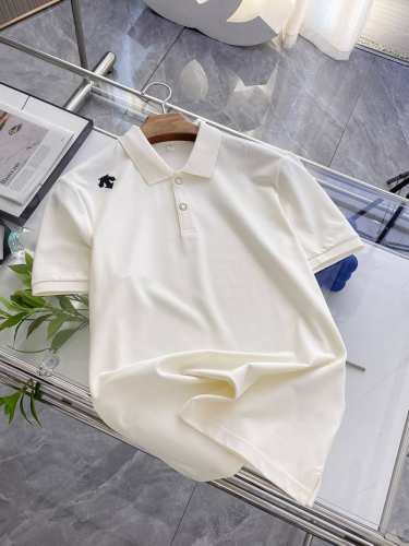 迪桑特25Ss新款春夏短袖翻领T恤Polo，最高版本客供定制高端朱地面料简单时尚款，拼色螺纹超级好看！经典Logo简单大方的款式！满满的高级感，四季可穿。简欧风