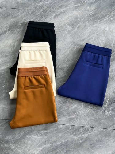 新品 香港洋行渠道货，重磅级品鉴产物，2025早春新款Zeg*A时装款男士空气棉慢跑裤 休闲卫裤，整体的造型设计感极强，将时装美学和新都市商务休闲概念完美融合，