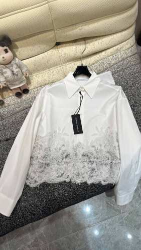 ermanno Scervino 被誉为蕾丝之王 原版高订 重工刺绣立体花朵 采用进口棉面料 高级感满满 码数 38 40 42