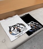 dior- 迪奥 高级定制 2025春夏季新款短袖 百搭款式 任何人都可以轻松驾驭 面料全订制 高定一等品棉面料 面料手感柔软，上身舒适柔软 简约的款式非常显档