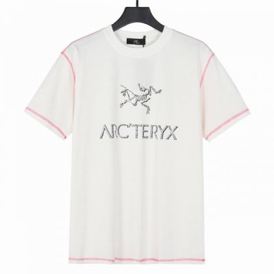 arcteryx始祖鸟哈苏撞色线胸前变色鸟短袖T恤 面料采用280克重精梳棉 定制32支1*1螺纹 成衣两遍水洗处理 面料舒适亲肤无异感 定制定染面料 纺织密度